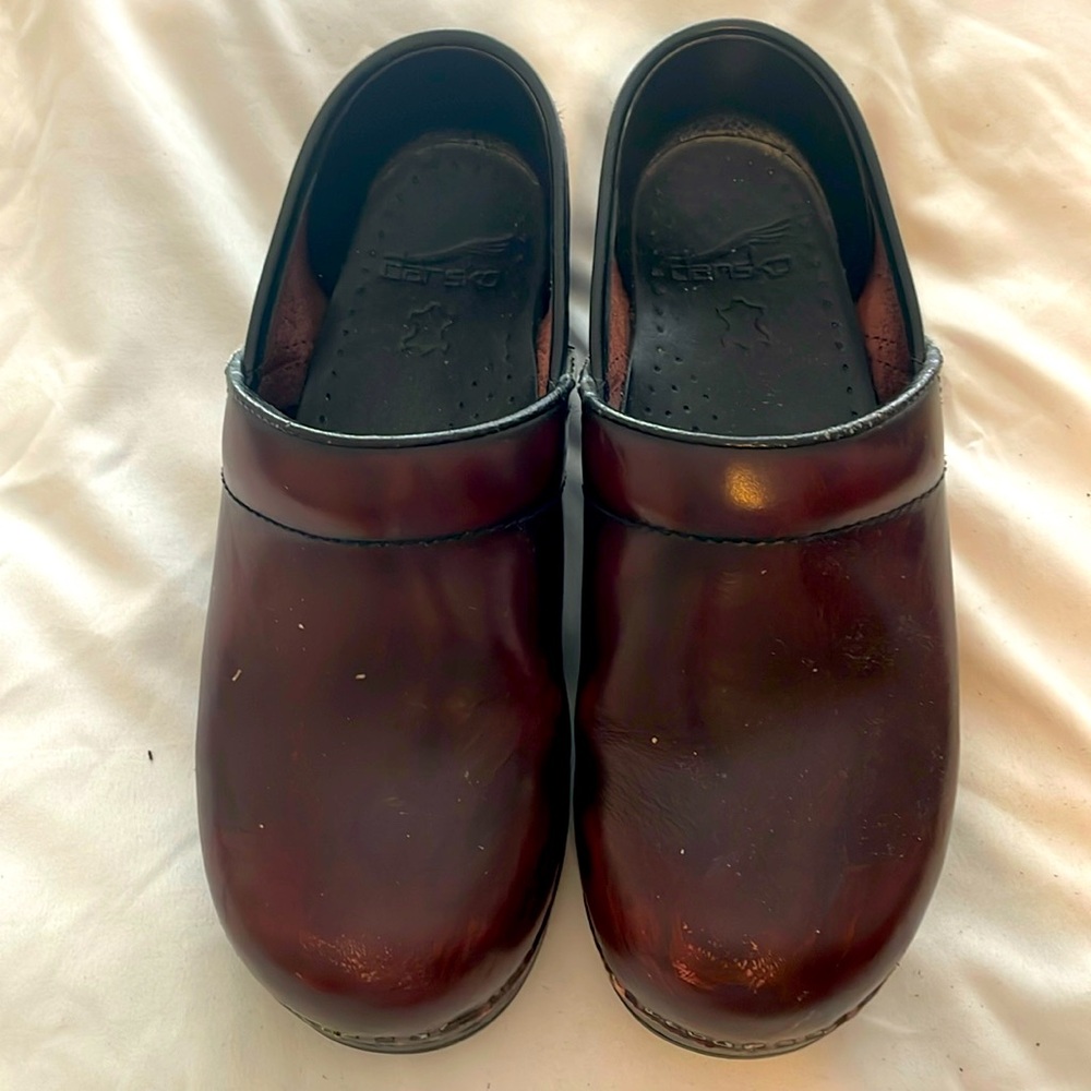 Dansko burgundy brownish clog EU 37-‎ used